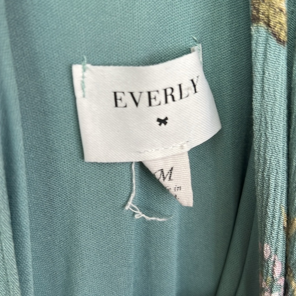 Everly Floral Halter High Neckline Sleeveless Maxi Dress Size M - Picture 5 of 6